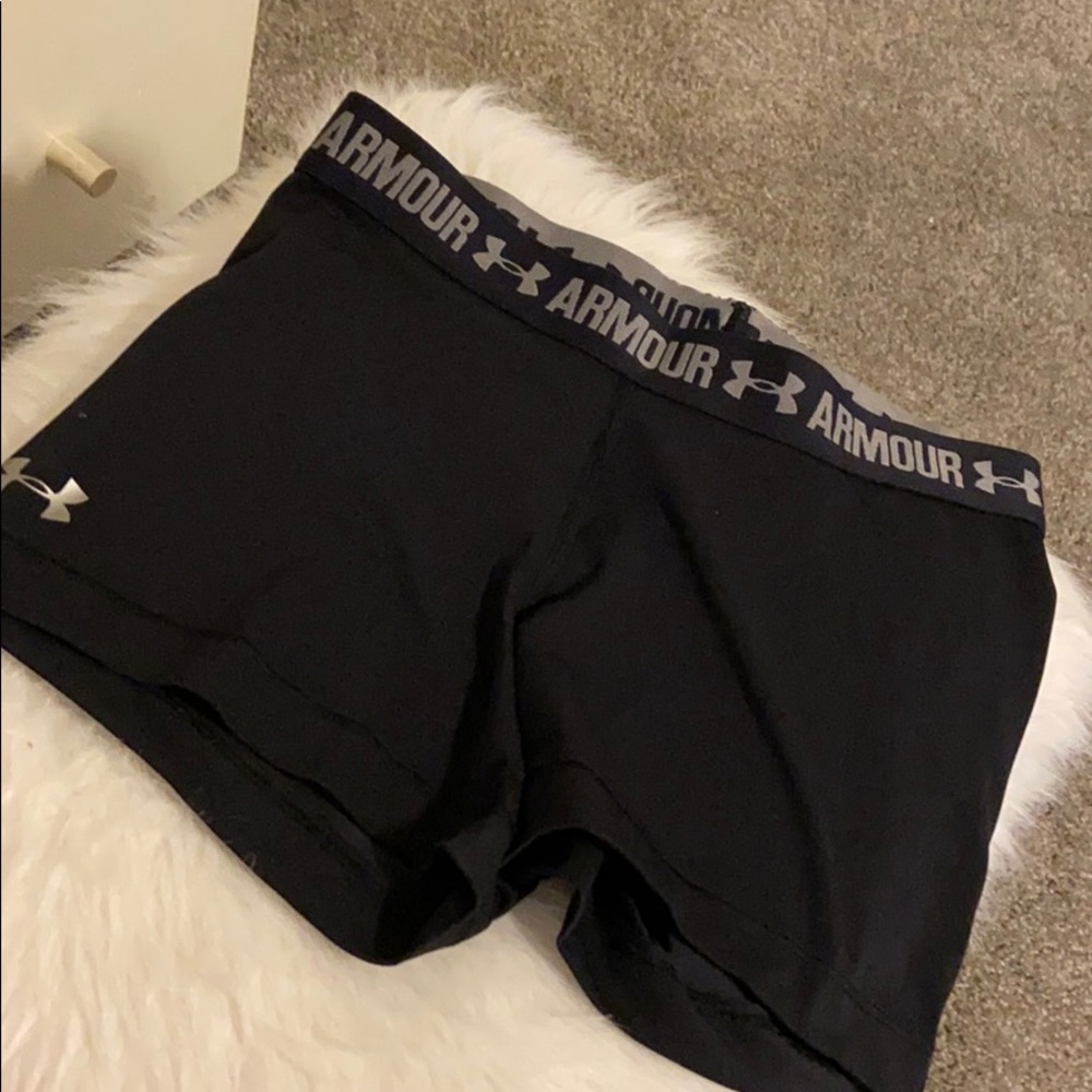 Under armour spandex shorts